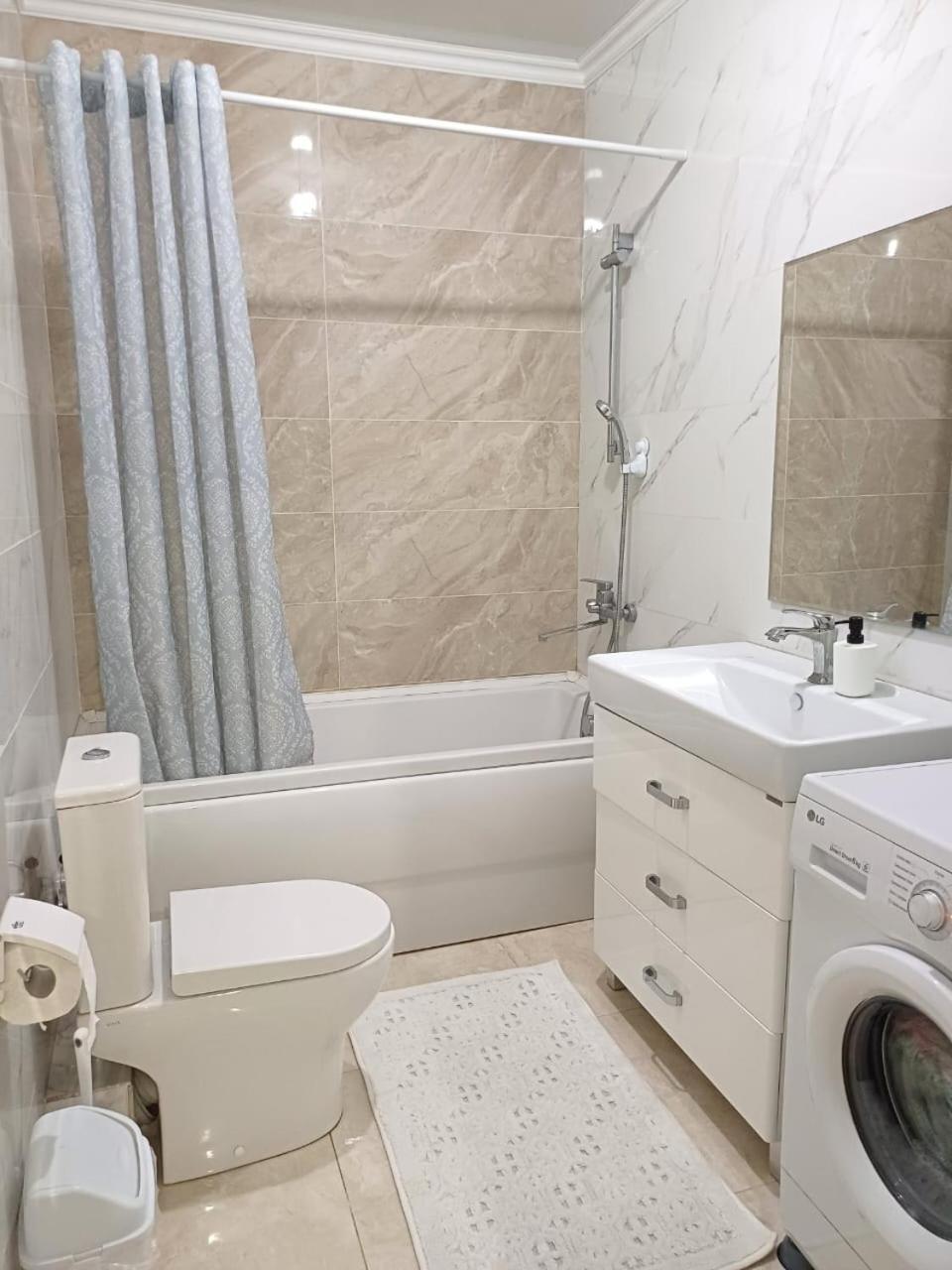 Ecohouse Apartment Бишкек Екстериор снимка