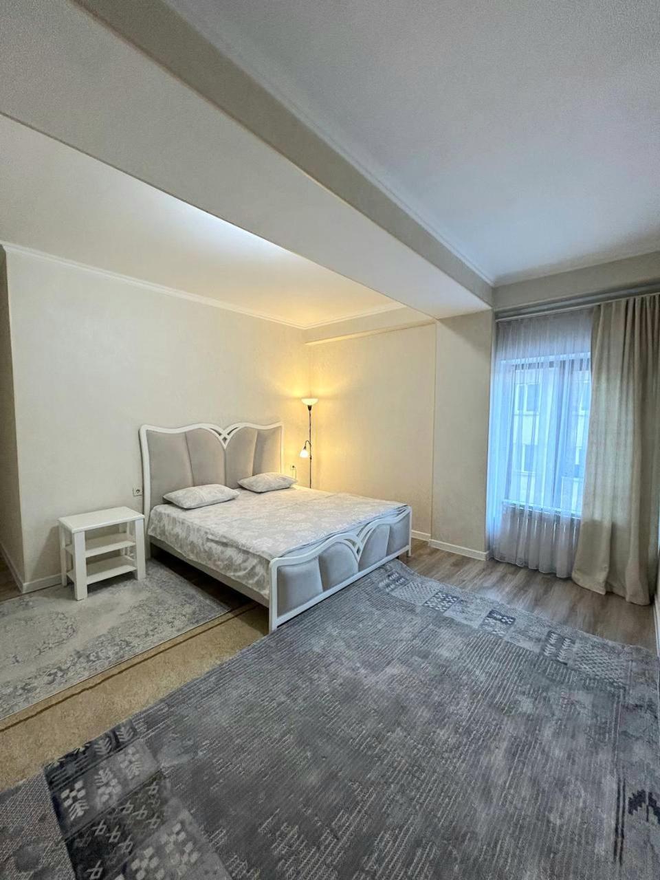 Ecohouse Apartment Бишкек Екстериор снимка